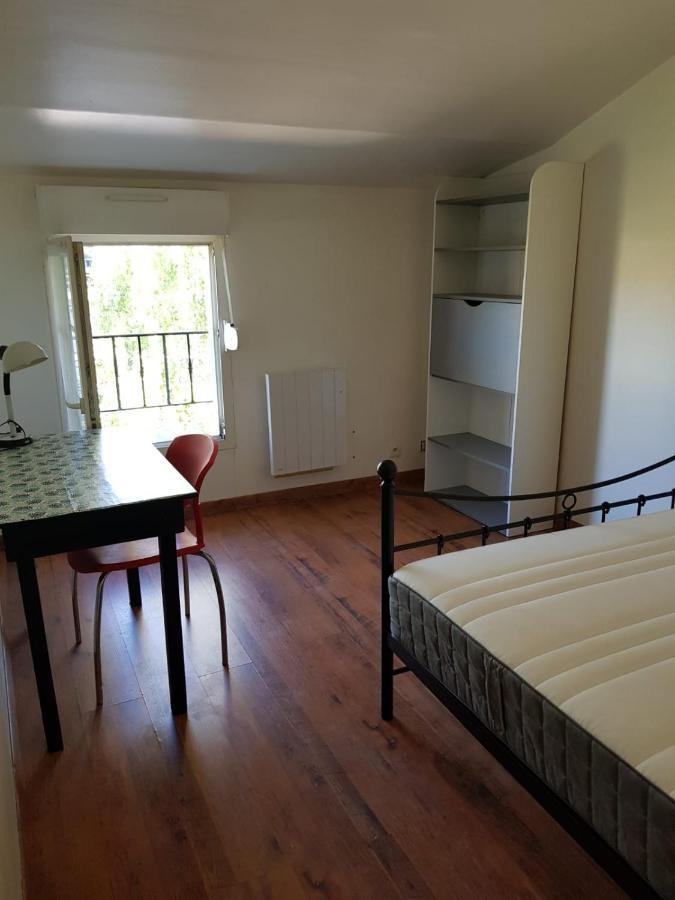 F4 Dans Maison Au Calme Pres Du Centre De Chalons En Champagne المظهر الخارجي الصورة