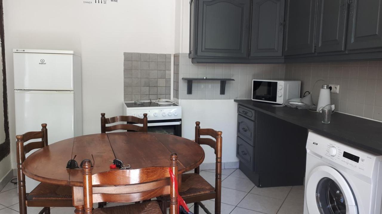 F4 Dans Maison Au Calme Pres Du Centre De Chalons En Champagne المظهر الخارجي الصورة